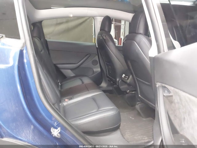 2021 TESLA MODEL Y 5YJYGDEE9MF244327 Photo 7