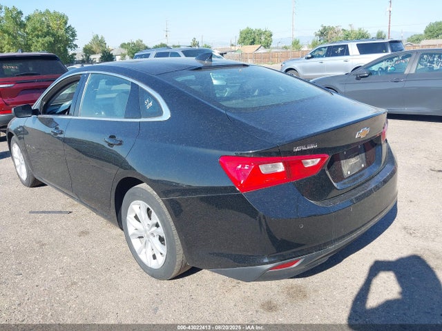 Chevrolet lfv 2024 1G1ZD5ST2RF165857 Image 3