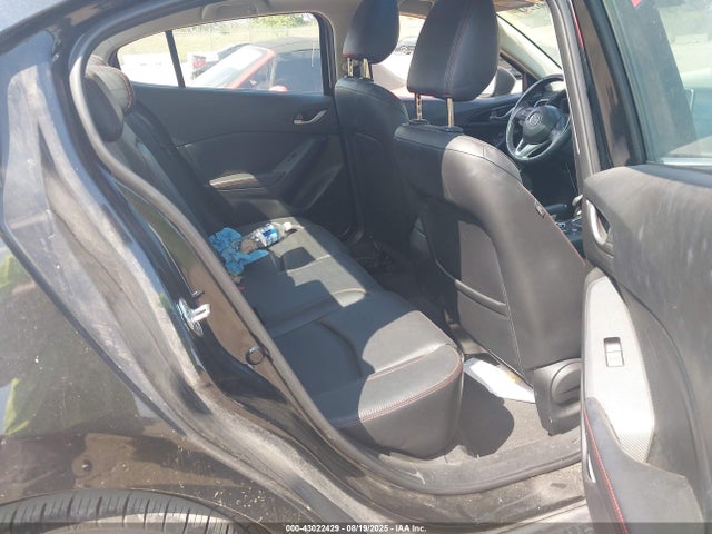 JM1BM1W70E1116310 Mazda pe