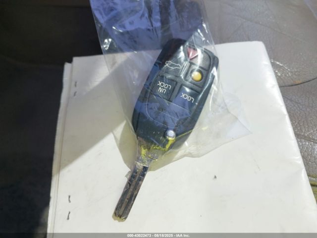 2005 VOLVO V70 YV1SW592352516397 Photo 10