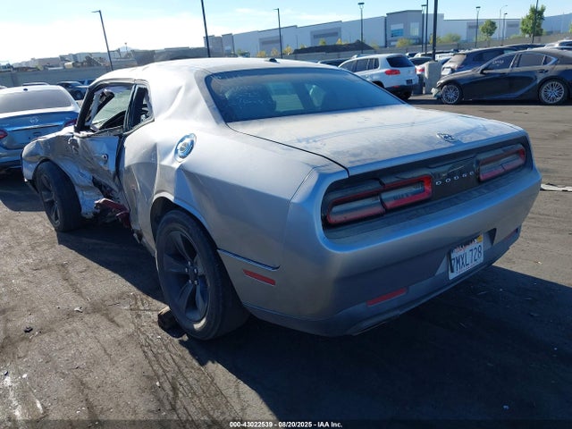 Продажа на аукционе авто 2016 Dodge Challenger Sxt, vin: 2C3CDZAG3GH100895, номер лота: 43022539