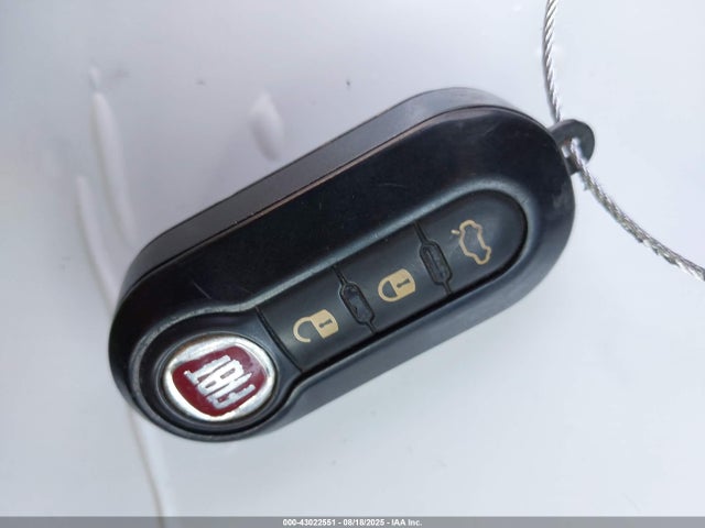 3C3CFFKR2HT561376 Fiat 500