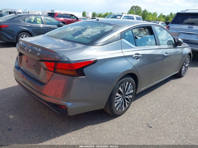 Nissan 2023 2023 1N4BL4DV0PN376908 Image 4