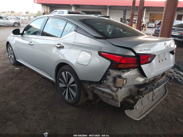 1N4BL4DV0MN356041 Nissan 2021