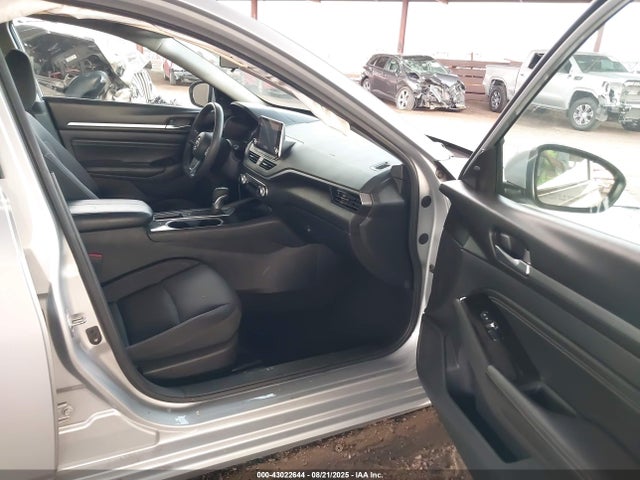 1N4BL4DV0MN356041 Nissan 2021