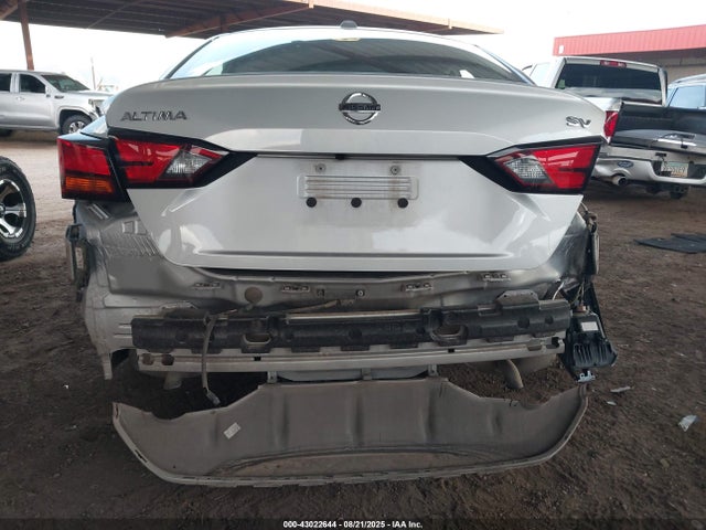 1N4BL4DV0MN356041 Nissan 2021