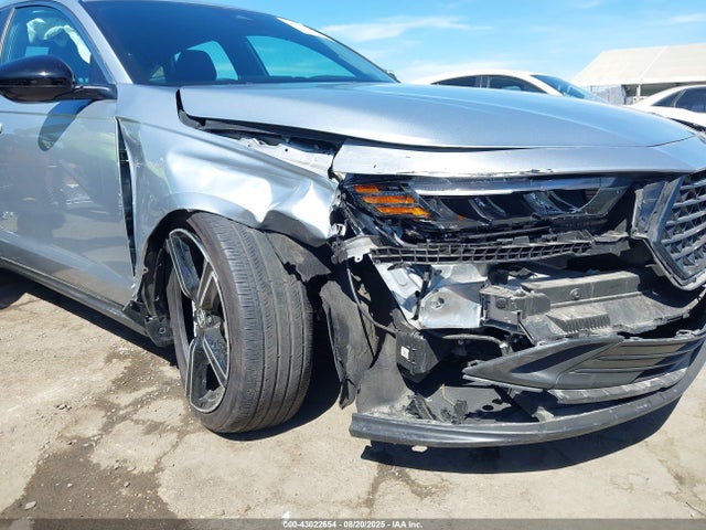 1HGCY2F55SA011580 Honda Accord Hybrid Sport
