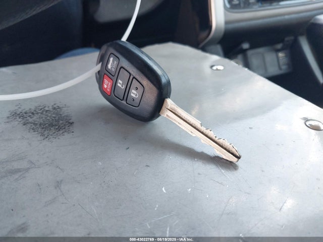 Toyota 2zr-fe 2018 5YFBURHE8JP812672 Image 11