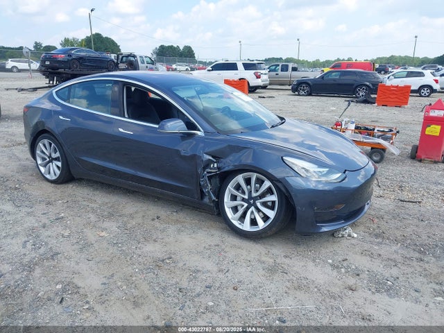 2018 TESLA MODEL 3 5YJ3E1EA4JF020065 Photo 0