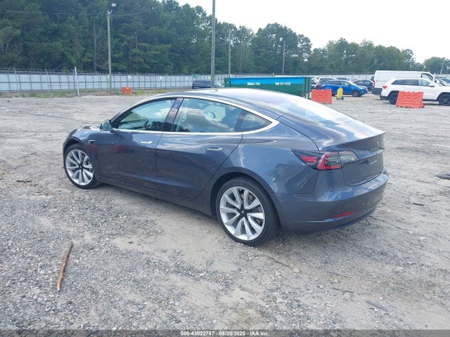 2018 TESLA MODEL 3 5YJ3E1EA4JF020065 Photo 2