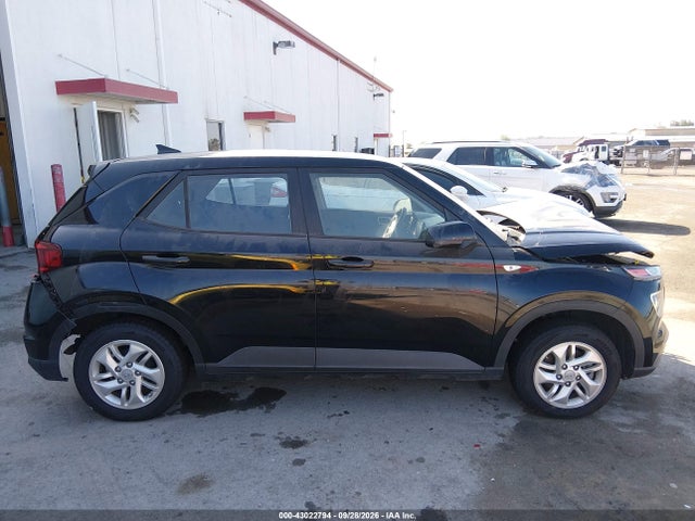 Продажа на аукционе авто 2021 Hyundai Venue Se, vin: KMHRB8A34MU070006, номер лота: 43022794