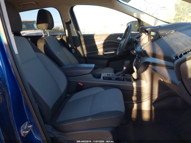 2017 FORD ESCAPE 1FMCU0GD0HUA92754 Photo 4