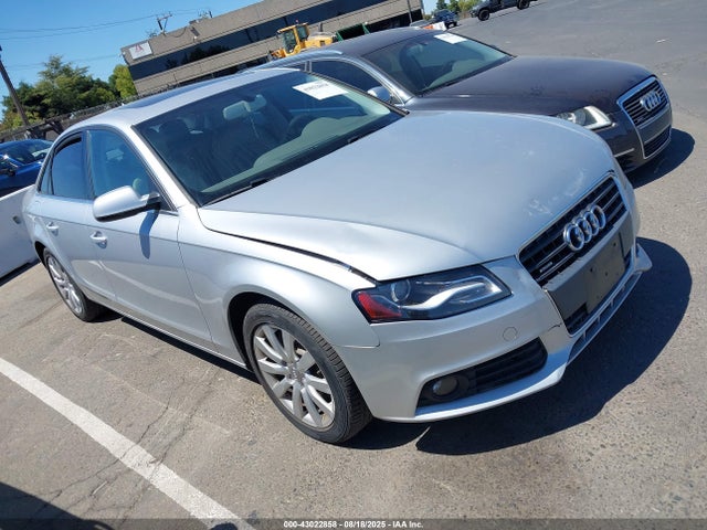 2011 AUDI A4 WAUFFAFLXBN052111 Photo 0