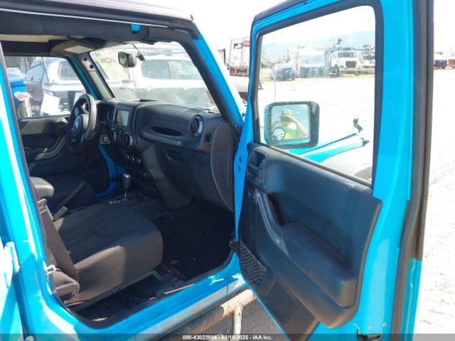 2017 JEEP WRANGLER UNLIMITED 1C4BJWDG7HL733155 Photo 4