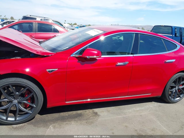 Tesla MODEL S 2014 5YJSA1H14EFP49806 Image 40