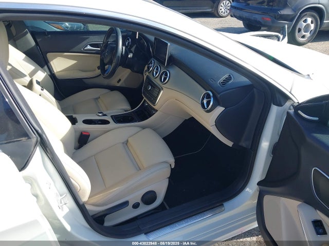 WDDSJ4EB6GN323334 Mercedes-Benz CLA-Class