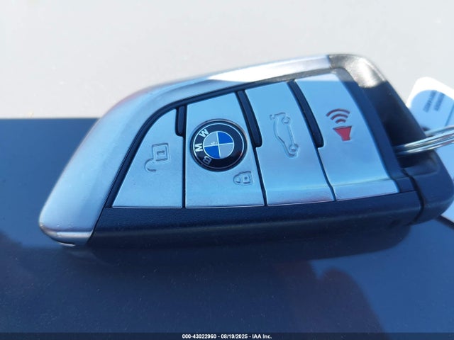 WBA13AG01NCH73041 BMW 530e
