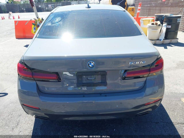 WBA13AG01NCH73041 BMW 530e