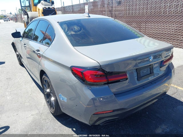 WBA13AG01NCH73041 BMW 530e