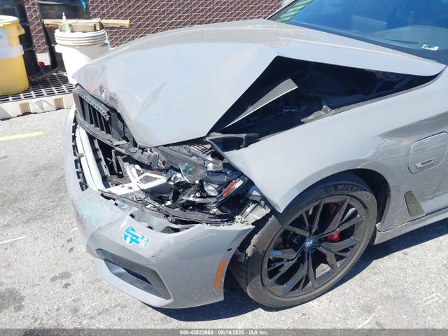 WBA13AG01NCH73041 BMW 530e