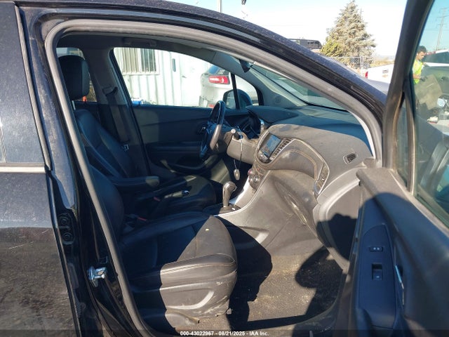 43022967 :رقم المزاد ، KL7CJPSM7NB528131 vin ، 2022 Chevrolet Trax Awd Lt مزاد بيع
