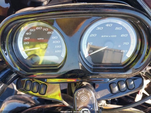 2022 HARLEY-DAVIDSON FLTRK 1HD1KZF1XNB660155 Photo 6