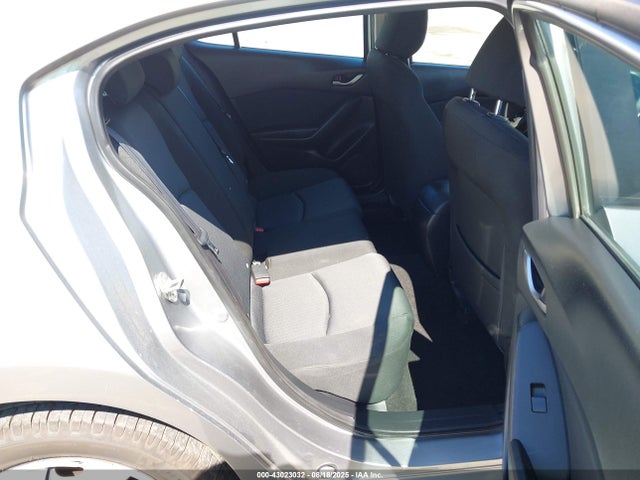 3MZBM1J79GM238934 Mazda pe