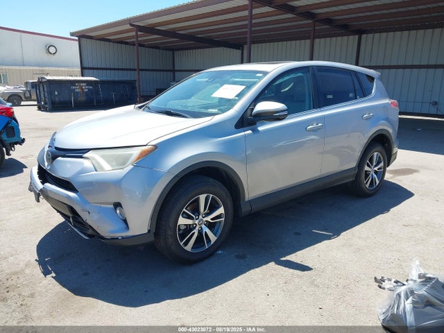 Toyota 2ar-fe 2018 2T3WFREV3JW421077 Image 2