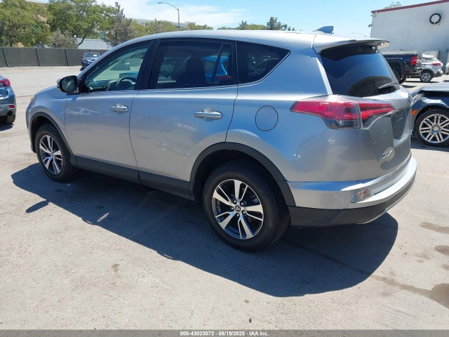 Toyota 2ar-fe 2018 2T3WFREV3JW421077 Image 3