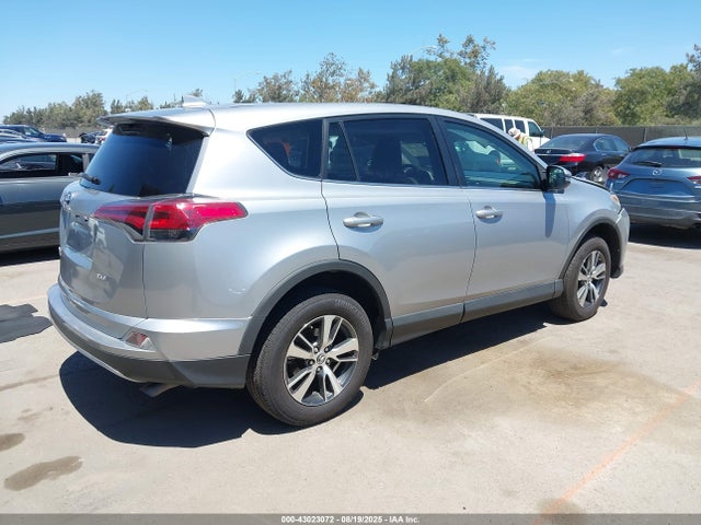 Toyota 2ar-fe 2018 2T3WFREV3JW421077 Image 4