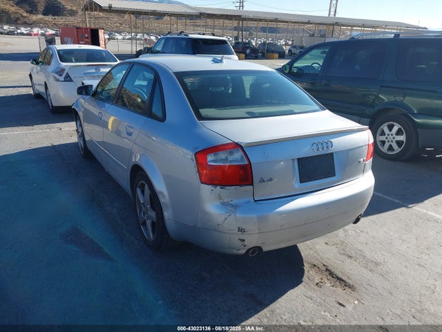 2005 AUDI A4 WAUJC68E85A101798 Photo 2
