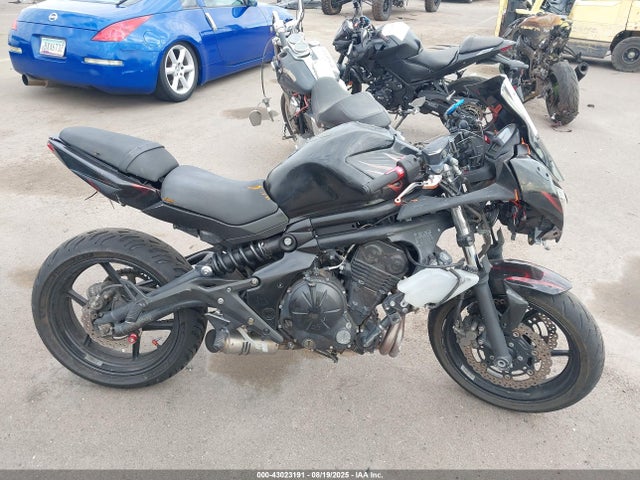 Kawasaki Ninja 650 2015 JKAEXEE11FDA19042 Image 12