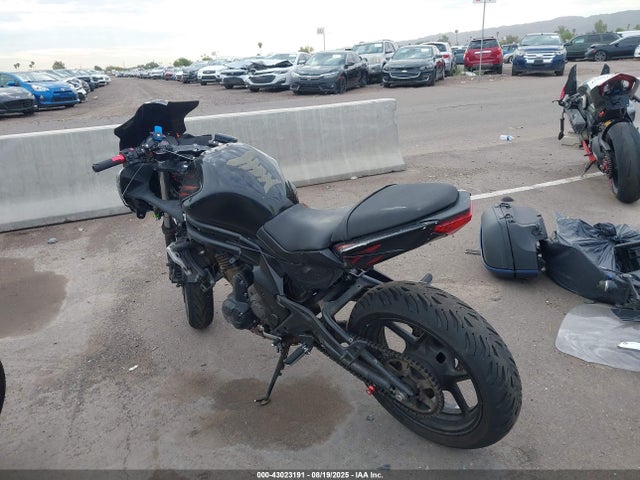 Kawasaki Ninja 650 2015 JKAEXEE11FDA19042 Image 3
