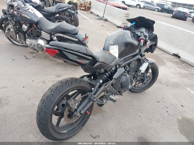 Kawasaki Ninja 650 2015 JKAEXEE11FDA19042 Image 4