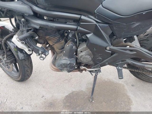 Kawasaki Ninja 650 2015 JKAEXEE11FDA19042 Image 9