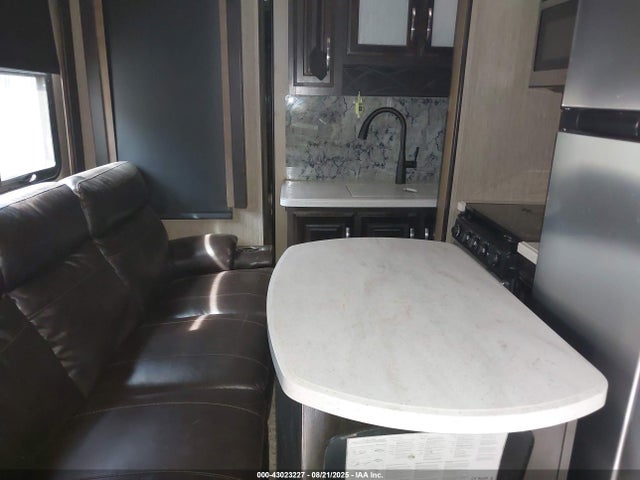 573FM4538J1205403 Other 2018