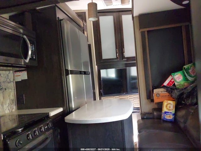 573FM4538J1205403 Other 2018
