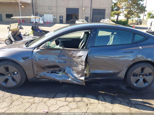 5YJ3E1EA8MF974161 Tesla MODEL 3