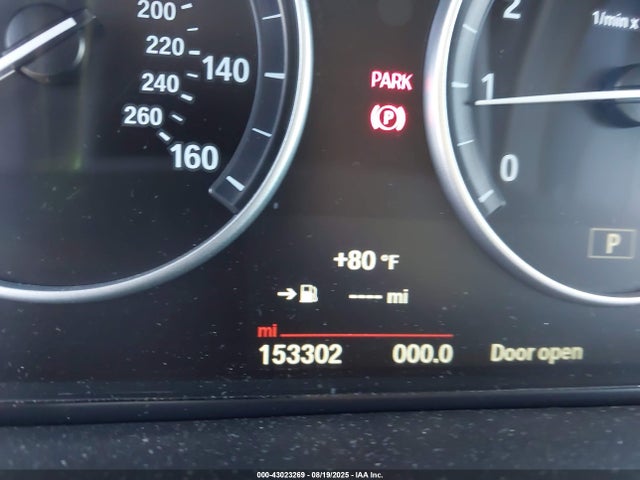 BMW X5 2015 5UXKR2C58F0H37376 Image 15