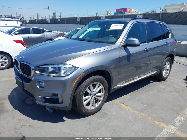 BMW X5 2015 5UXKR2C58F0H37376 Image 2