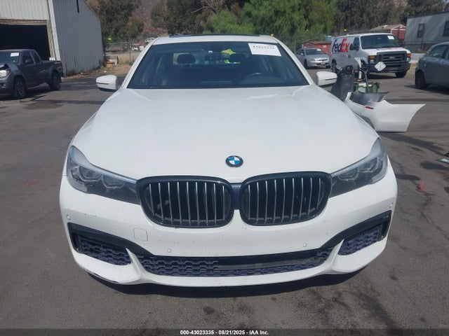 WBA7E2C34HG741320 BMW 740I