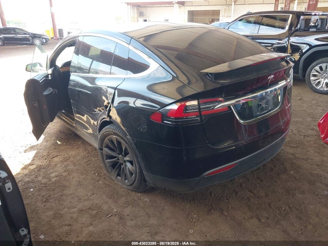 2020 TESLA MODEL X 5YJXCAE25LF229821 Photo 2