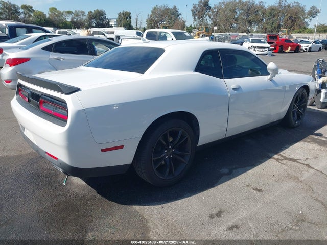 Dodge Challenger 2016 2C3CDZAG9GH221611 Image 4