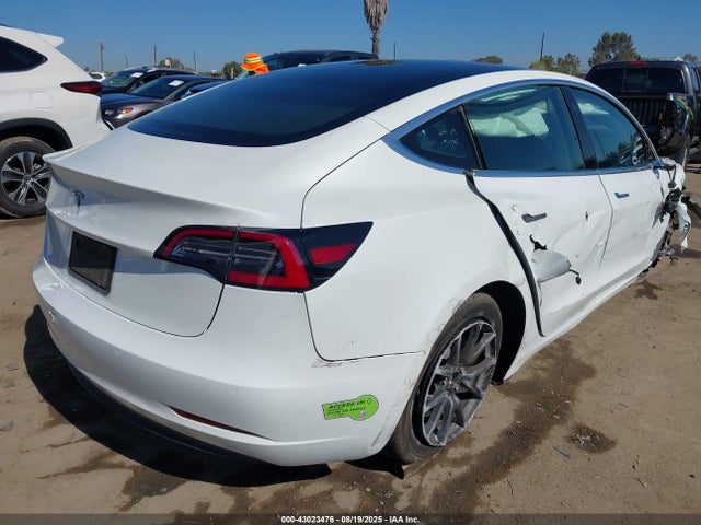 2019 TESLA MODEL 3 5YJ3E1EA6KF482788 Photo 3