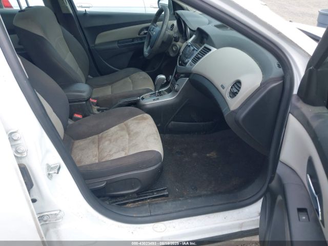 2014 CHEVROLET CRUZE 1G1PA5SG0E7189811 Photo 4