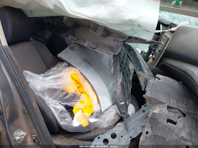 1N4AA6AP4HC383778 Nissan 2017