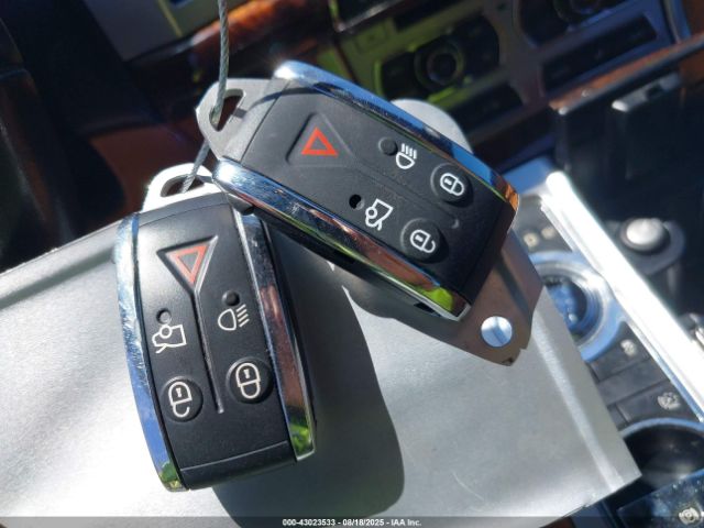 2012 JAGUAR XF SAJWA0HB8CLS34971 Photo 10