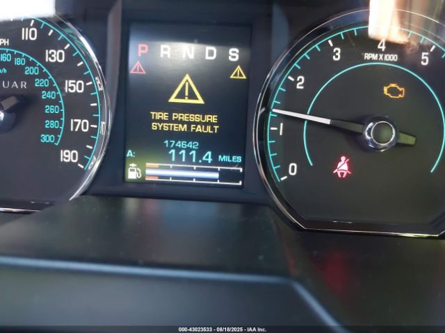 2012 JAGUAR XF SAJWA0HB8CLS34971 Photo 6