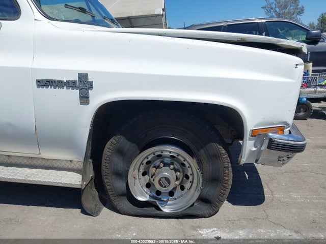 Продажа на аукционе авто 1983 Chevrolet C20, vin: 1GCGC24J0DJ170539, номер лота: 43023553