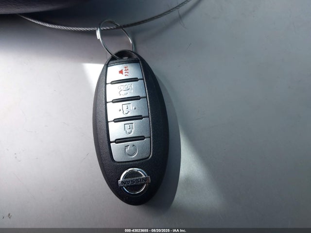 1N4AA6AP2HC417054 Nissan 2017
